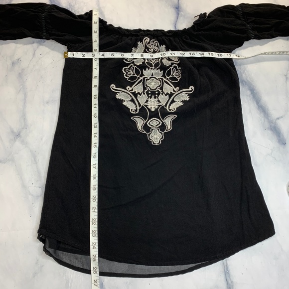 Lulu's Black White Embroidered Off Shoulder Blouse - Picture 6 of 8